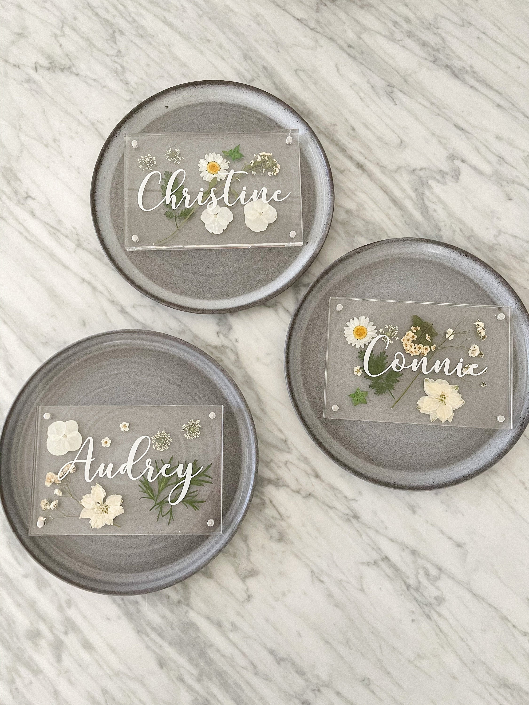 Acrylic name plate card with pressed flowers for weddings Etsy