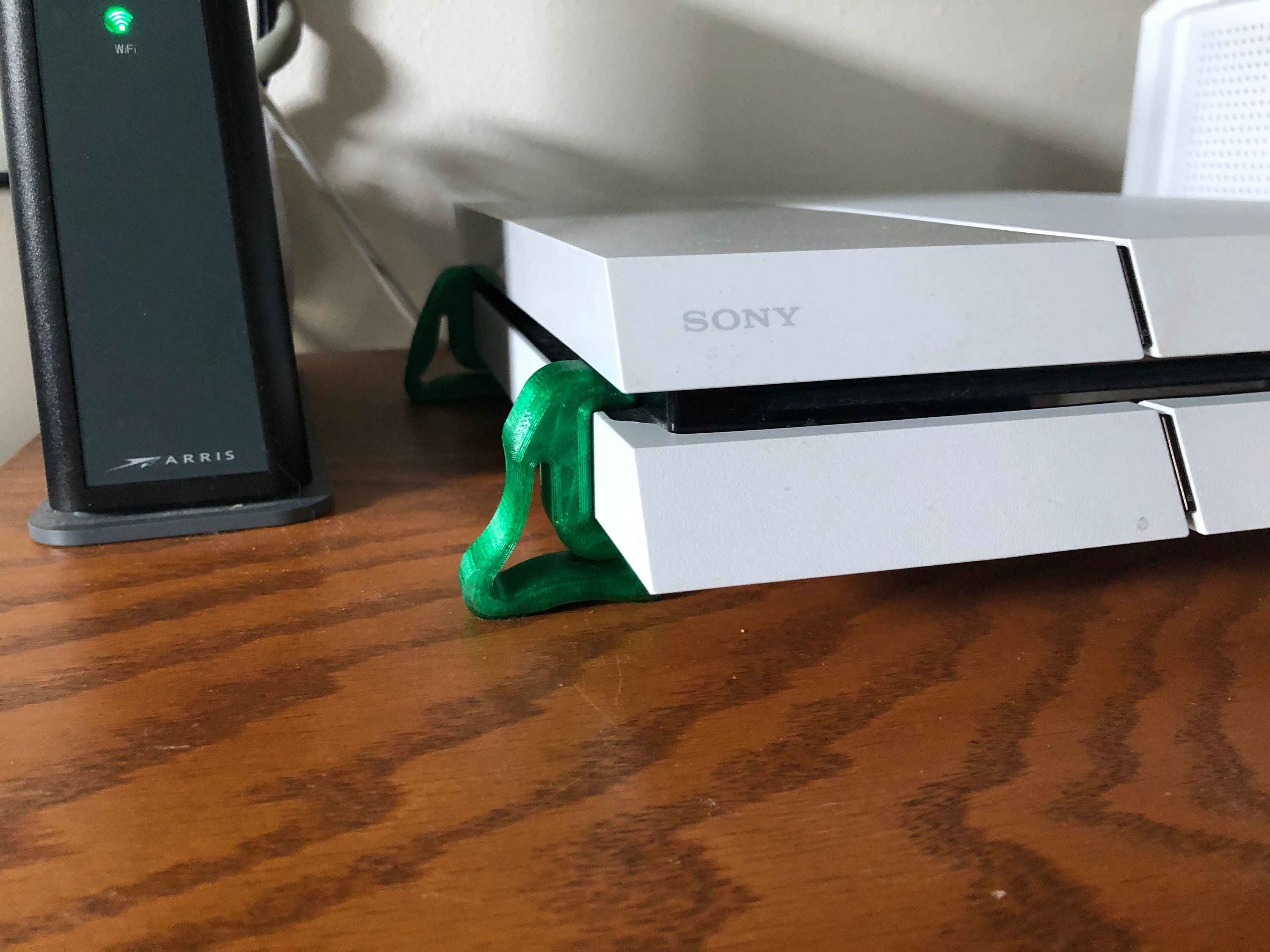 PS4 3D Printed Stands to Allow for Better Airflow and Thermal