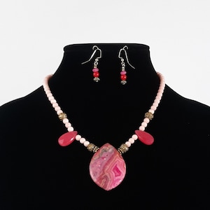 Coral Jewelry Necklace Earrings Set Womens Angel Skin Pink Coral Pink Lace Agate Drop Pink Faceted Jade Candy Gemstone Bead Mix Handcrafted