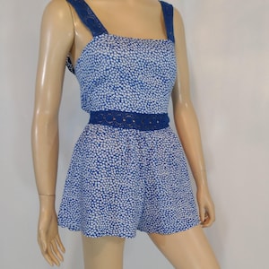 Women&#39;s Romper Jumpsuit Summer Blue White Tiny Stars Print Blue Lace Straps & Waist Shorts Like New Condition Vintage by HOLLISTER Size XS