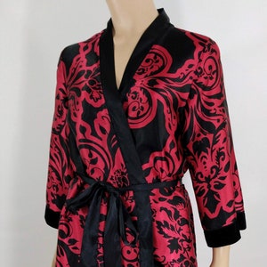 Luxe Plush Robe - Evelyn Lane Clothing Co.