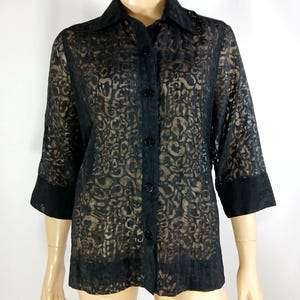 Black Lace Top Women&#39;s 3/4 Cuff Sleeve Semi Sheer Leopard Stretchy Eyelet Side Slits Like New Condition Vintage by HEARTS of PALMS Size 12p