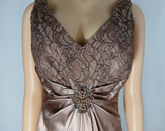 Satin Lace Gown 80s 90s Soft Brown Beige Sleeveless Size 14 USA