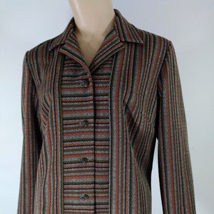 Women&#39;s Jacket Blouse Jacket/Top Brown Orange Gray Striped Ornate Bronze Buttons Darted Front Pockets Like New Condition by FULTON Size L