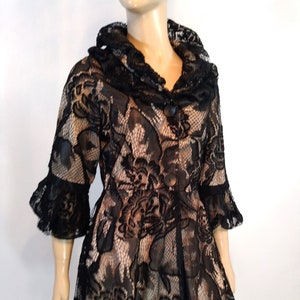 Plus Size Jacket Black Lace Dress Women&#39;s Victorian Style 3/4 Sleeve Brocade Black Buttons Like New PERFECT Condition by JONES NY Size 14