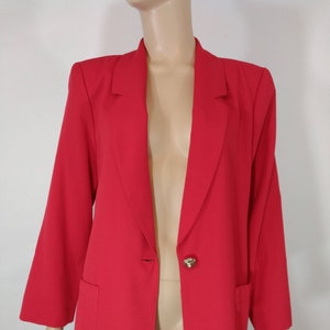 Women&#39;s Red Blazer 80&#39;s Lipstick Red Hot Hot Hot! Classic Shoulder Pads Pockets Mint Condition Vintage by REQUIREMENTS Petite Size 8p USA