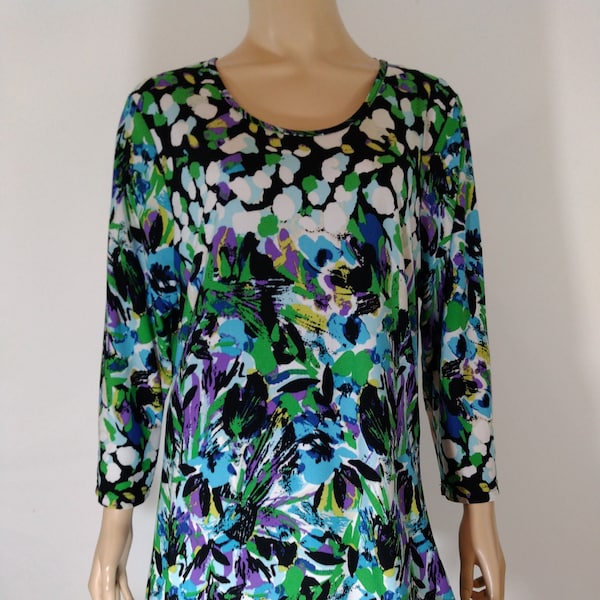 Women's Blouse Top 3/4 Sleeve Blues Black Green White Stretchy Extra Long Gorgeous Lux Perfect Like New Condition by INVESTMENTS Size L