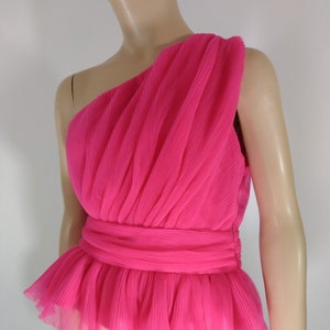 Women&#39;s Pink Top One Shoulder Dressy Peplum Side Zip Sheer Pleated Fabric Over Satin New w Tags Condition Vintage by ENDLESS ROSE Size S