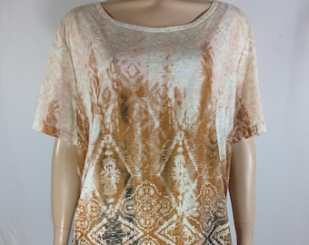 Vintage White Stag Plus Size Top: Geometric Abstract Print, 2X