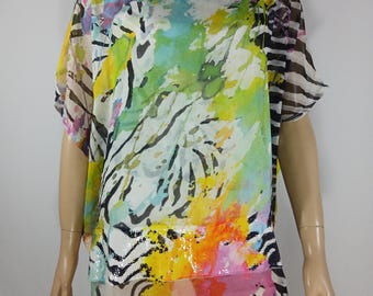 Top vintage semitransparente de estilo resort: estampado floral abstracto de cebra, lentejuelas