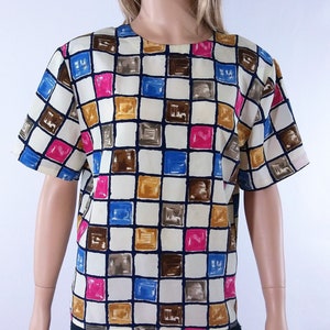 Women&#39;s Top Colorful 80&#39;s Shirt Blouse Short Sleeve Pullover Geometric Lightweight Excellent Condition Vintage by PETITE SOPHISTICATE Size S