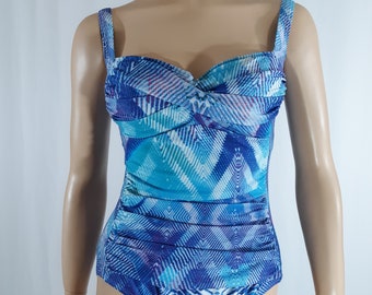 Women's Bathing Suit Women's One Piece Blue Shades Abstract Bombshell Glamour Gathered Flawless Like New Condition by EMERALD BAY size 8