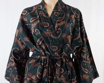 Vtg 70s Exclusively Yours Paisley Robe Made In USA