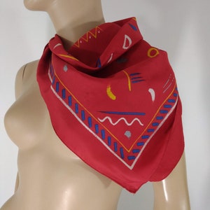 80&#39;s Italian Scarf Red Colorful Medium Square 25&quot; X 26.5 Inch Colorful Geometric Abstract Blue Yellow Gorgeous Excellent Condition Vintage