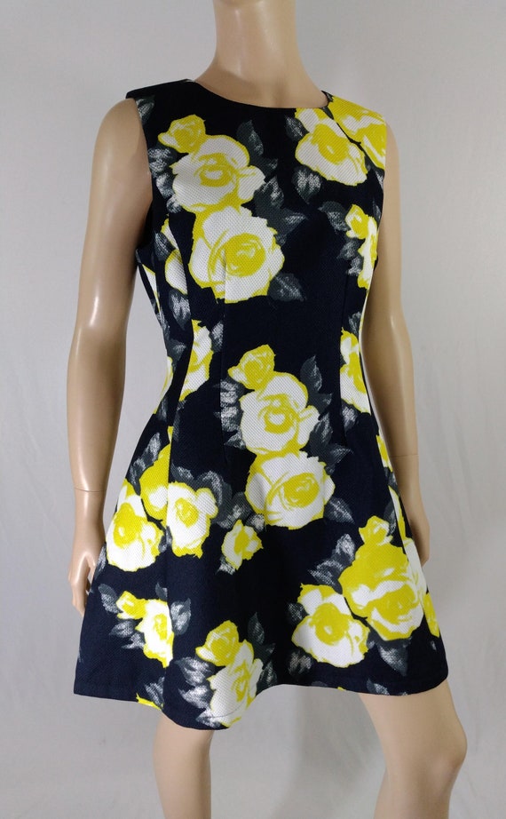 Women s Floral Dress Spring Summer Classic Yellow Black Sleeveless Fitted Bodice Flare Skirt Like New Condition Vintage by AX PARIS Size 12 Etsy Canada