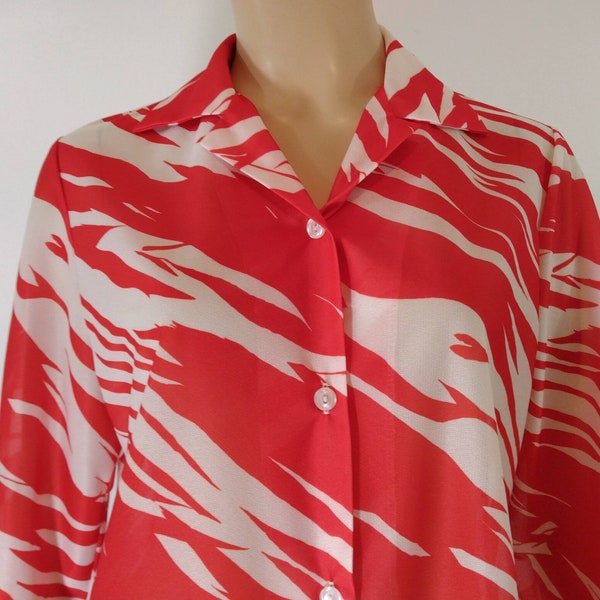 70's Red Shirt Women's Red White Animal Tiger Zebra Print 3/4 Sleeve Lightweight Button Down Perfect Condition Vintage by VICKI WAYNE Size S