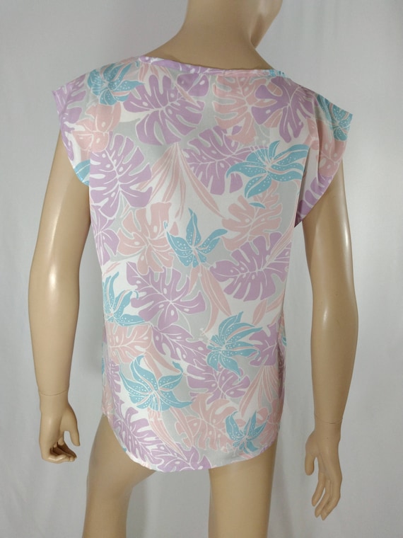 Avon 70's Top Women's Shirt Sleeveless Soft Pastel