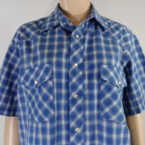 Men&#39;s Western Shirt Men&#39;s Early 80&#39;s Plaid Blue White Short Sleeve Cotton Pearlized Snaps Excellent Condition Vintage Size L by WRANGLER