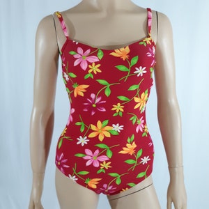 SwimSuit 80&#39;s Women&#39;s One Piece Red Colorful Floral Built in Cups Bombshell Glamour Excellent Condition Vintage by KRISTA size M