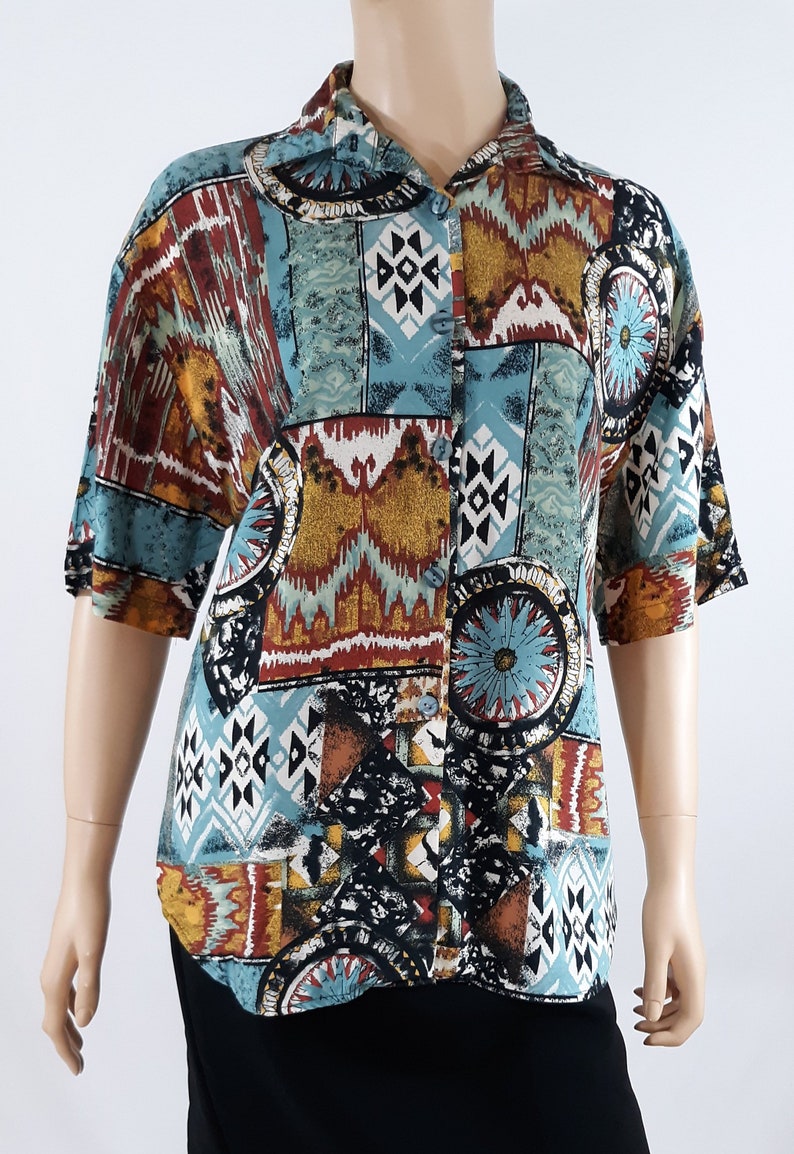 80/'s Women/'s Hawaiian Shirt Short Sleeve Blue Black Gold Turquoise Cool Print Button Down 100/% Rayon Tiny Collar Vintage by CALICHE Size S
