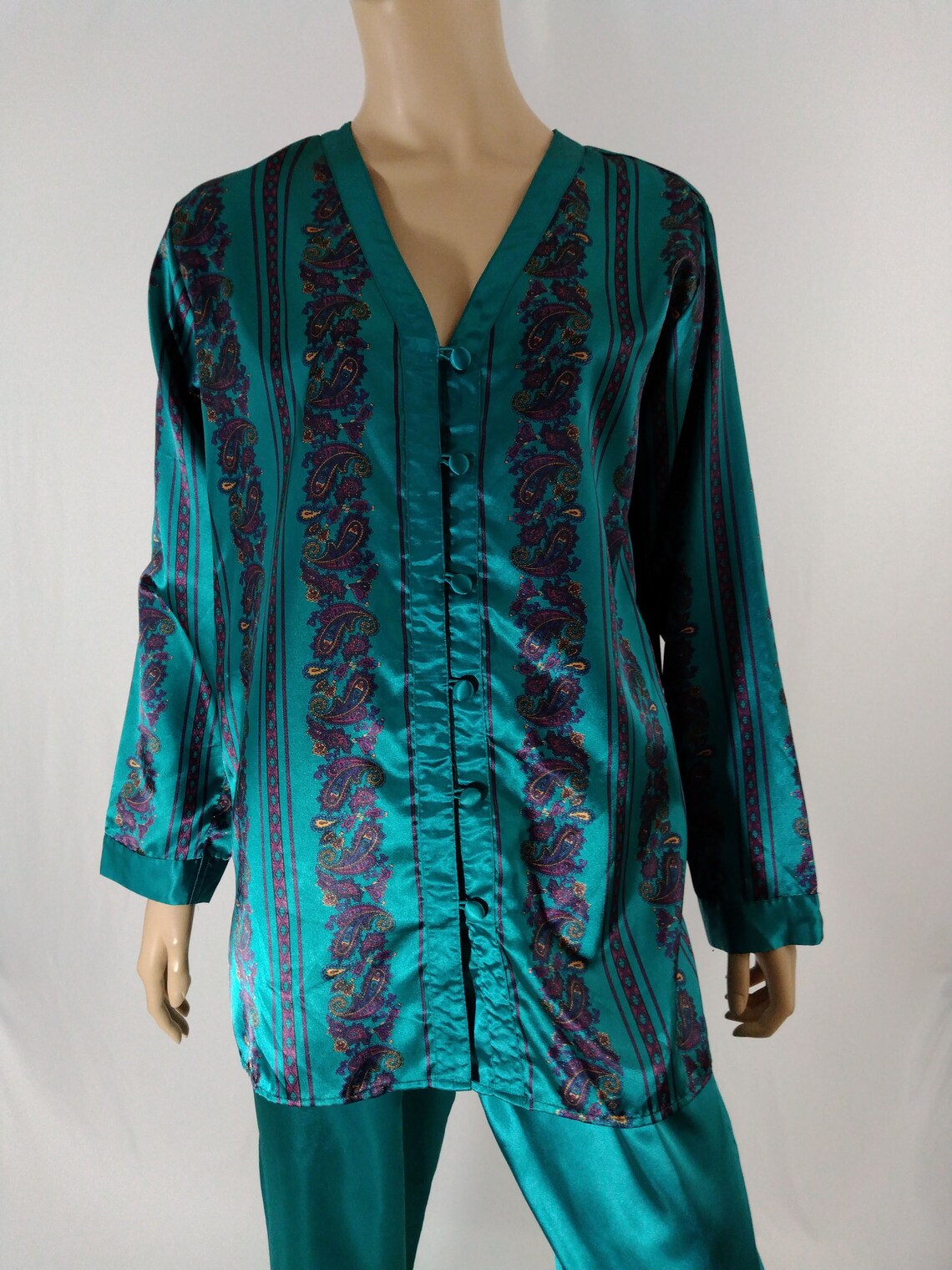 emerald green satin pajama set