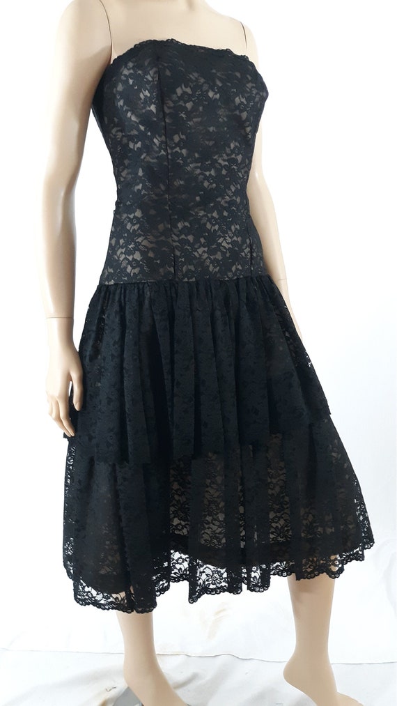 80's Formal Dress Prom Dress Black Lace Tiered Fu… - image 1