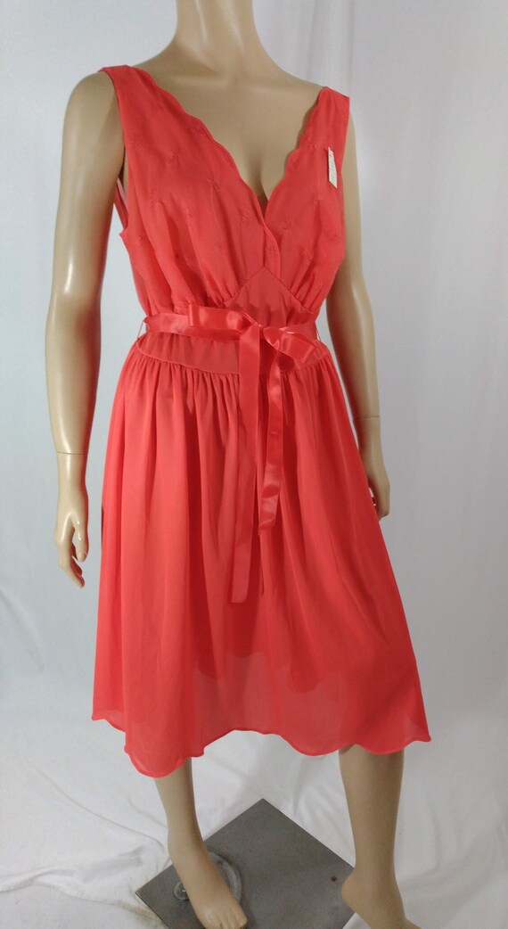 Red Slip 60's Vanity Fair Slip Night Gown Women's… - image 2