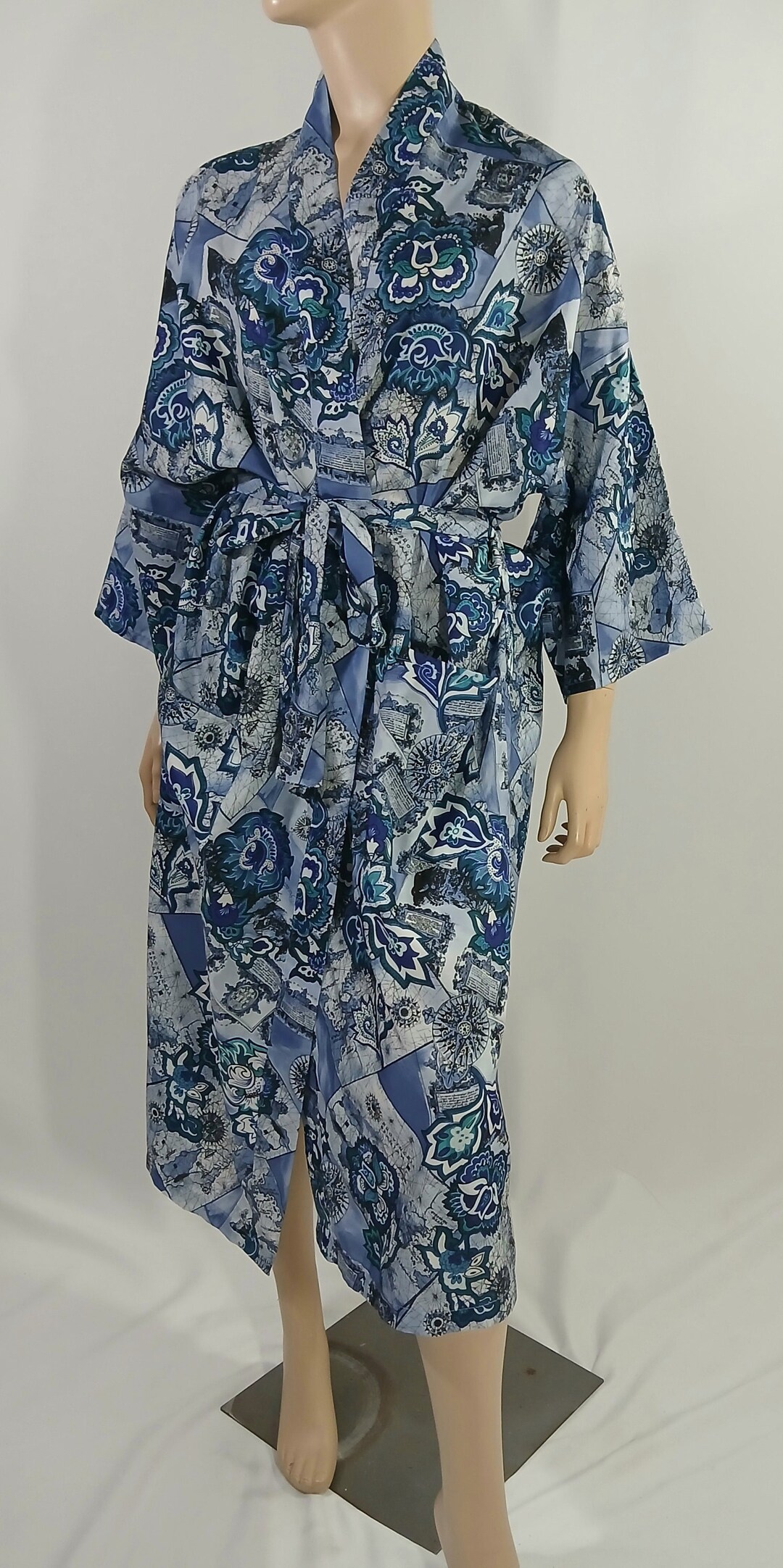 Compass Print Pattern Men Long Robe