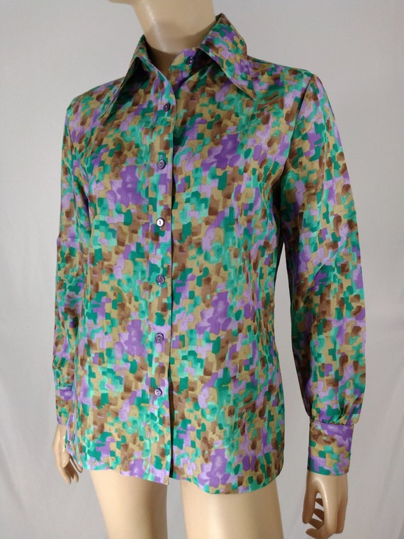70's Women's Shirt Huge Collar Colorful Wild Abst… - image 3