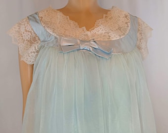 50's 60's Nighty & Robe Set, Pale Blue Semi Sheer, Lace Trim Size S-M