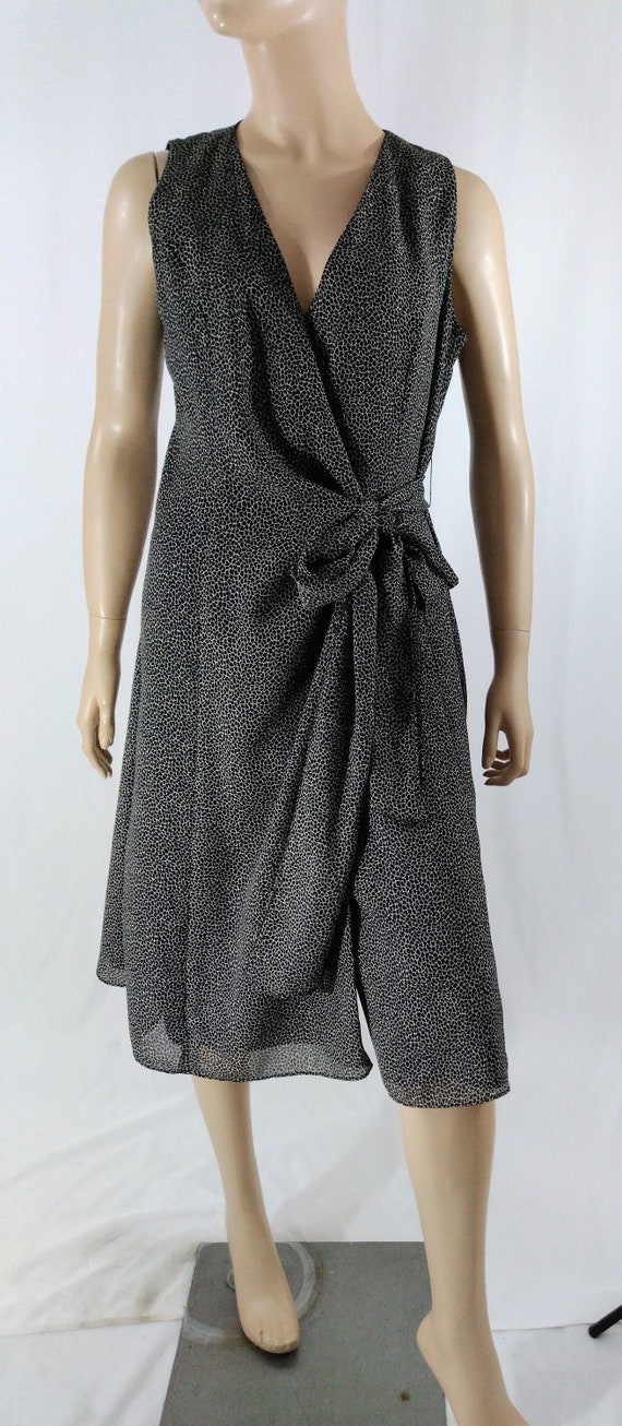 Women's Wrap Dress Sleeveless Dress Black White Ti