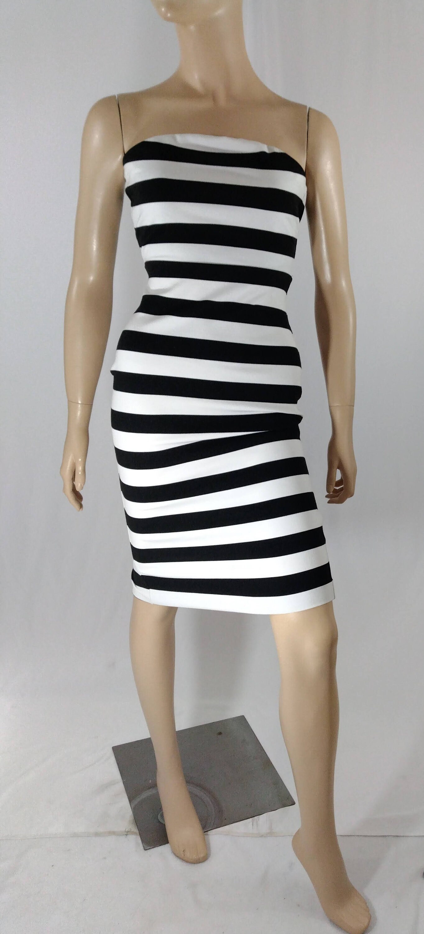 Women s Striped Dress Strapless Black White Thick Soft Stretchy Fabric Black Zipper Cool Lux Excellent Condition Vintage by EXPRESS Size 0 Etsy UK