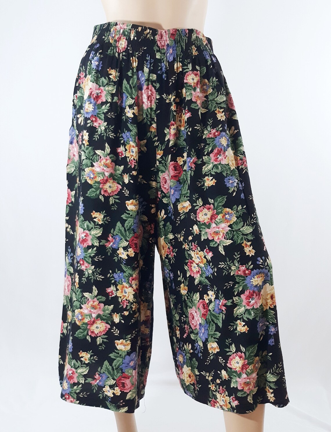 80's Women's Culottes Gauchos Pants Black Floral Boho | Etsy
