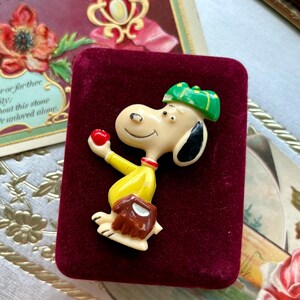 Vintage snoopy pin - Etsy 日本