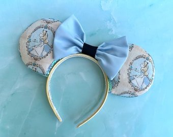 Alice in the Wonderland inspired Mouse ears, Alice Minnie ears