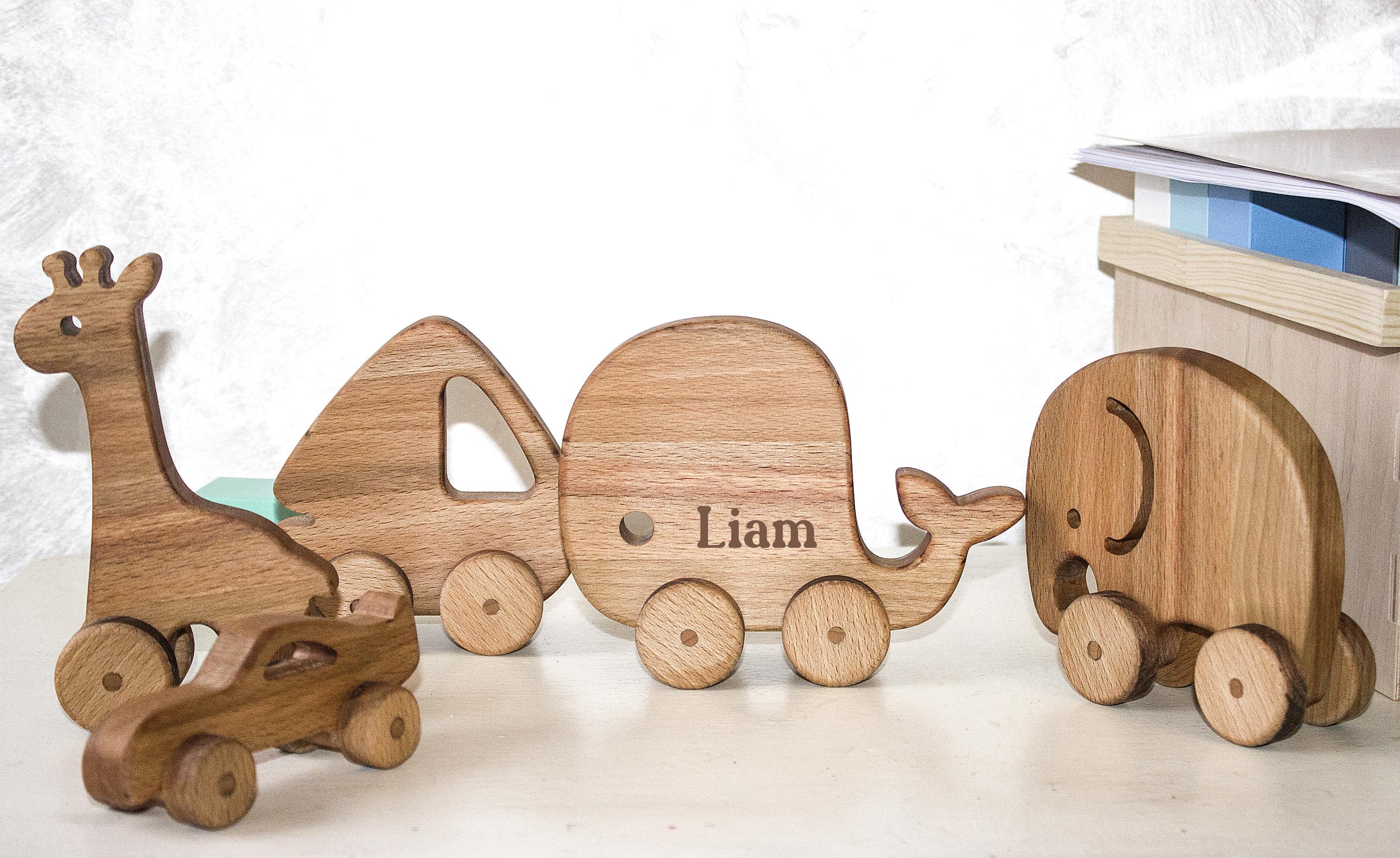 Personalized Toy Animals, Whale Wood Toy, Pull Along Animals on Wheels, First Christmas Gift, Kids Toy, Shower Gift, Elephant Nursery Decor