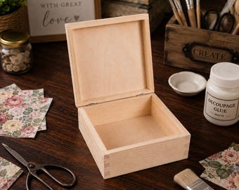 Unfertige Holzkiste mit Deckel, quadratische Kiefernholzkiste, DIY-Decoupage-Box, Erinnerungskiste, Aufbewahrungskiste aus Holz, Bastelprojekt