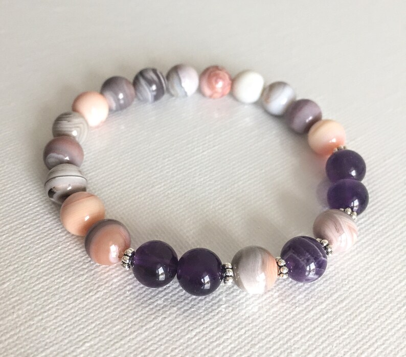 Boho Chic Amethyst Mala Bracelet Crown Chakra Yin Yang Balancing Bracelet Quit Smoking Overcome Panic Attacks 8mm Pink Botswana Agate
