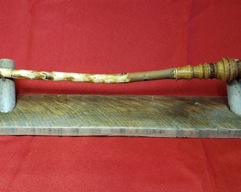 Pino blanco y varita de arce con soporte