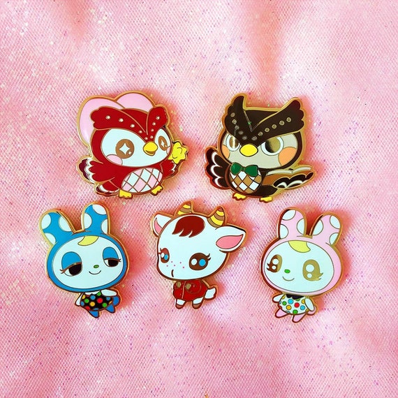 Broche en émail AC Celeste Blathers Chrissy Francine