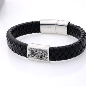 Fingerprint bracelet for men in black leather with silver bead