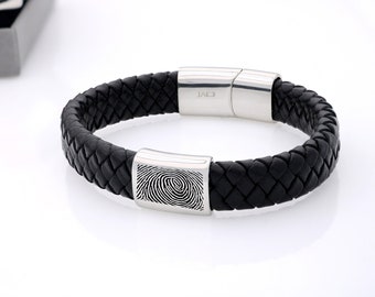 Fingerprint bracelet for men in black leather with silver bead