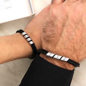 Paar Armbänder - Personalisierte  Partnerarmbänder - Partnerarmband mit Gravur