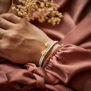 Personalized bracelet for forget me not friendship with engraving heart charm in 18K gold, rosé gold or silver zdjęcie 6