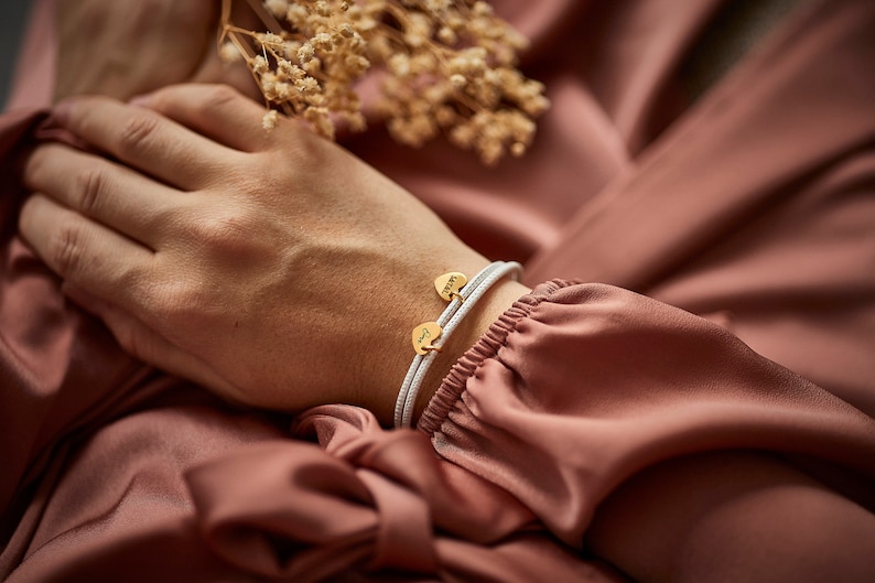 Personalized bracelet for forget me not friendship with engraving heart charm in 18K gold, rosé gold or silver zdjęcie 6