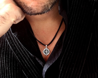 Necklace for men - Custom mens necklace - Custom necklace for men - Compass necklace for men - Men necklace leather - Men necklace compass