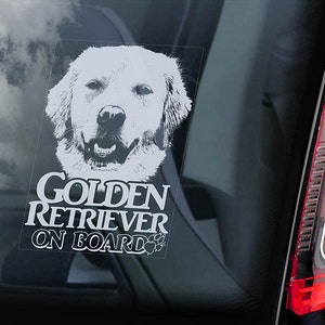Può includere: Adesivo per finestrino di auto bianco con un'immagine in bianco e nero di un cane Golden Retriever e il testo "Golden Retriever On Board" con un'impronta di zampa.