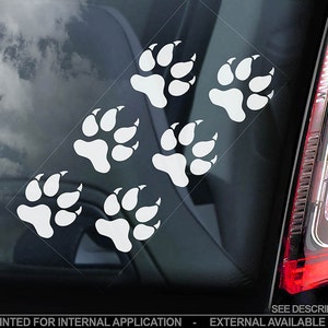 足跡 - 車の窓用ステッカー - 犬が車に乗っているサイン デカール ギフト 足跡アート - V01