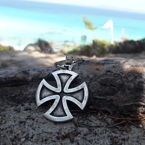 Templar Cross necklace and keychain,Templar knights sign symbol,Soldiers of Christ necklace,Cross Pattée,Catholic military cross jewelry
