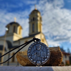 Saint Nicholas the Wonderworker pendant,Orthodox Saint Nicholas Icon jewelry,Patron of sailors,Saint Nicholas Christian protection pendant